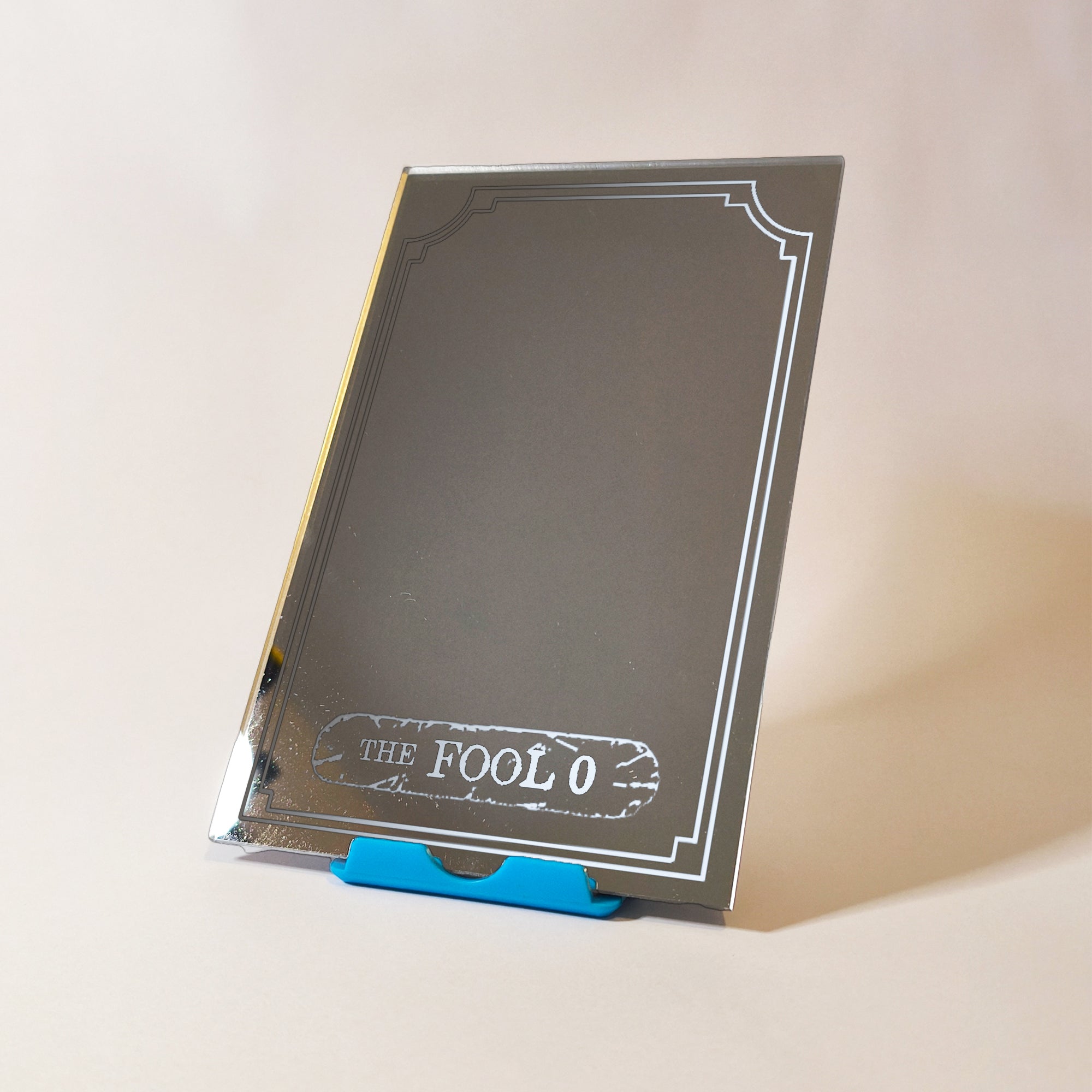 Bizarre Tarot Mirror | Anime-Inspired Tarot Design
